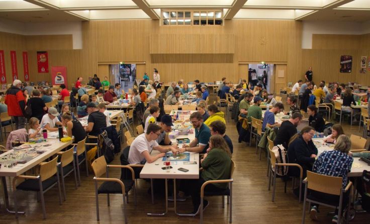Linz Spielt! bringt Alt und Jung zum gemeinsamen Spielen zusammen. (Foto: Silke Stockhammer)