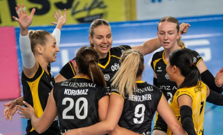 Die Steelvolleys bejubeln den Sieg im Supercup. (Foto: Shinobi Frames)