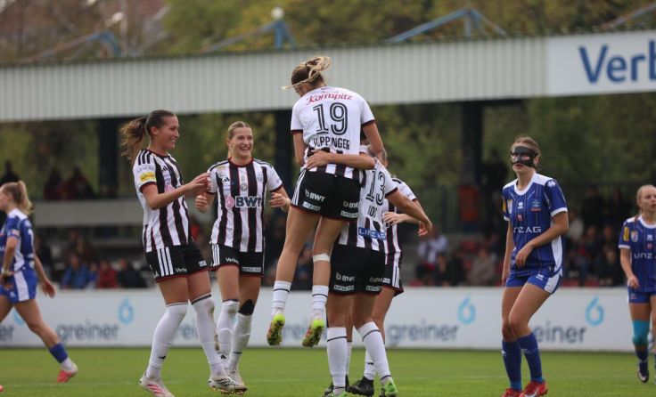 Die Athletikerinnen feiern ihren zweiten Derbysieg. (Foto: LASK)