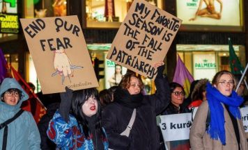 Demonstration gegen Gewalt an Frauen am 25. November