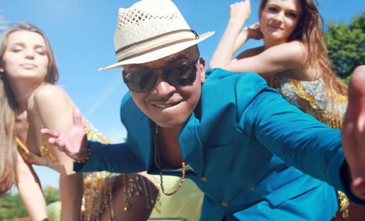 Lou Bega tanzt am 10. Welser Stadtball seinen Mambo No. 5