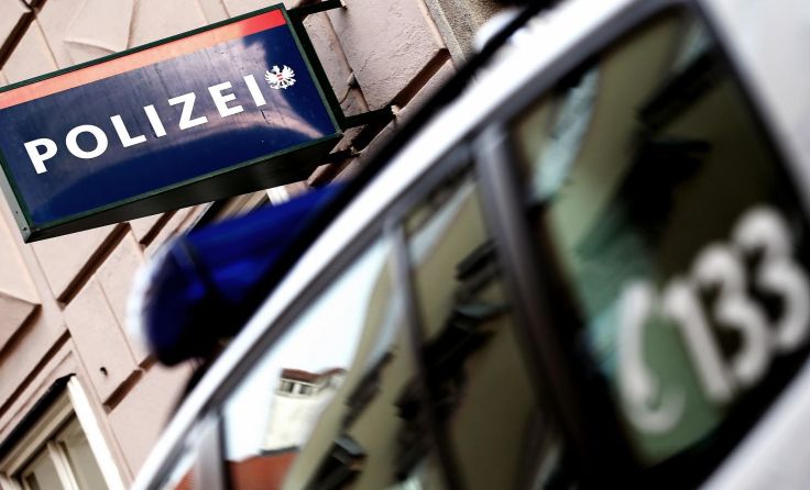 Hinweise nimmt die Polizeiinspektion Lambach entgegen. Foto: Weihbold