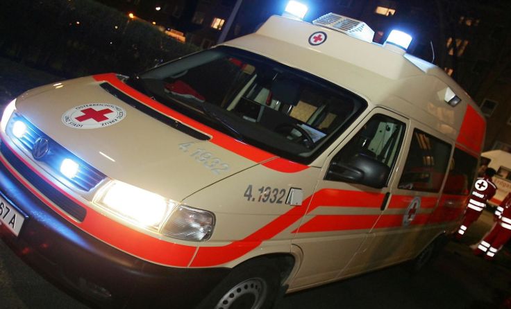 Die zwei jungen Frauen wurden ins Klinikum Wels gebracht. Foto: Weihbold
