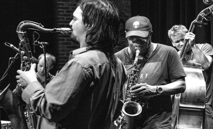 Die Universial Indians bekommen in Wels Verstärkung von Joe McPhee.Foto: Vandepoele