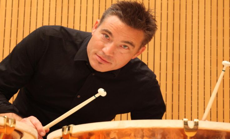Andreas Steiner spielt ein Konzert für Pauken. Foto: privat