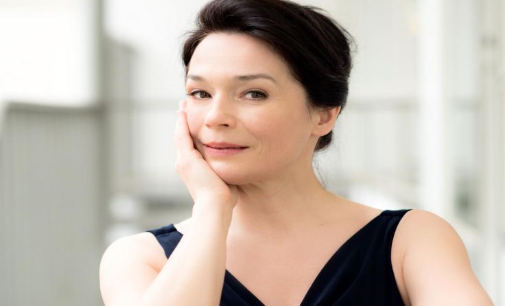Schauspielerin Julia Stemberger liest die Zwischentexte. Foto: Nadja Klier