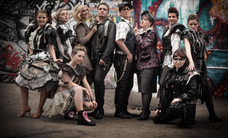 Das Ensemble der Musicalwaves freut sich schon auf die Vorstellungen. Foto: Hollinetz