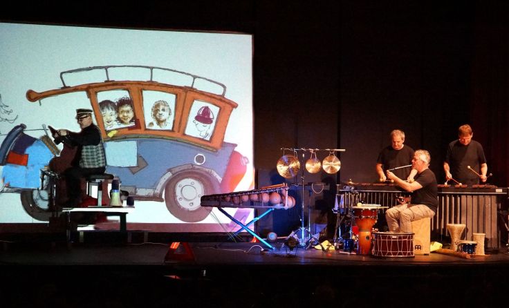 Die Musiker und der Erzähler begeben sich gemeinsam auf große Fahrt. Foto: privat