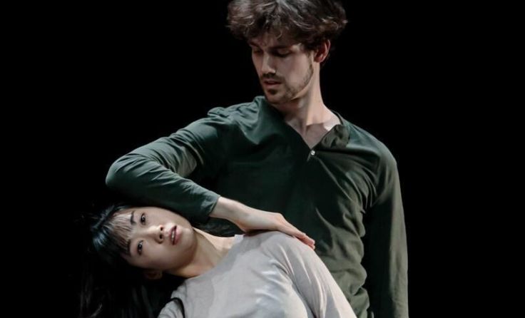 Florian Entenfellner aus Thalheim und Seulki Hwang haben das Stück choreographiert. (Foto: Grethen)