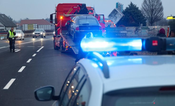 Die Bergearbeiten führten zu erheblichen Behinderungen. (Foto: laumat.at/Matthias Lauber)