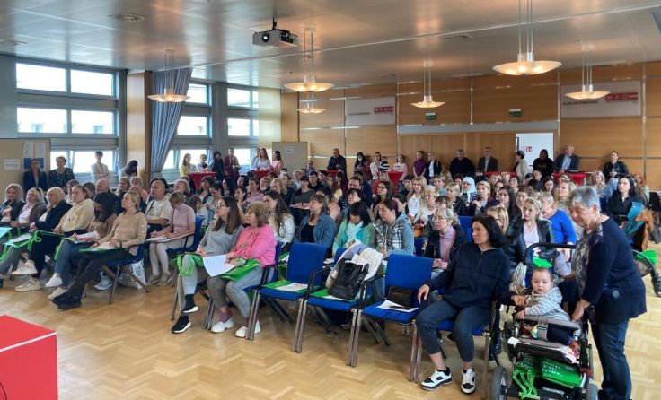 Viele vertriebene Ukrainer holten sich wichtige Informationen in der WKO Wels. (Foto: WKOÖ)