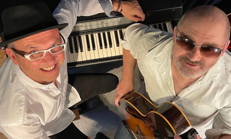 Harry Ahamer kommt mit dem Acoustic Duo nach St. Franziskus. (Foto: Leuchtenmüller)