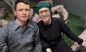 Junge Sattledter Schweinebauern wollen das Schnitzel für alle leistbar machen