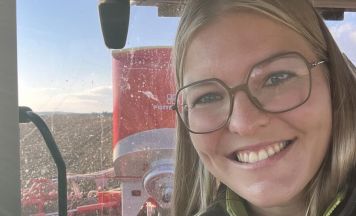 Weltfrauentag: Sattledterin gibt als erste Frau in der Jungbauernschaft OÖ den Ton an