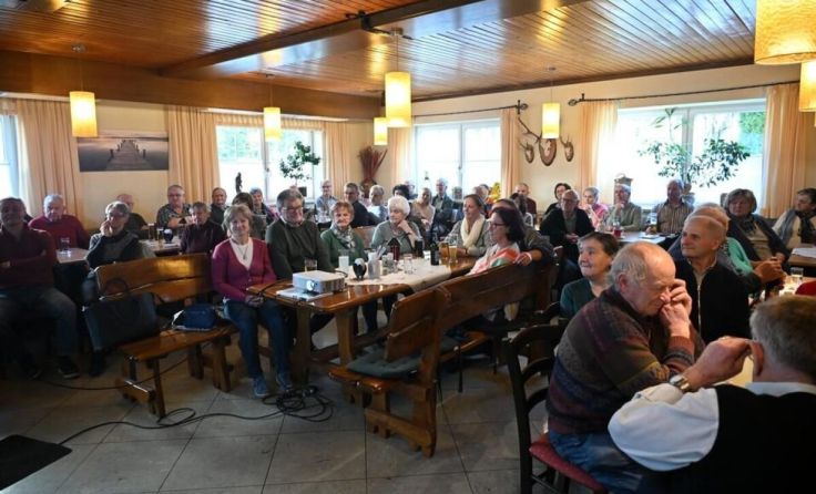 55 Mitglieder des Seniorenbundes verfolgten interessiert den Vortrag. (Foto: SB Sattledt)