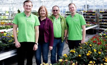 Dopetsberger eröffnet in Wels auf 10.000 Quadratmetern topmoderne Erlebnisgärtnerei 