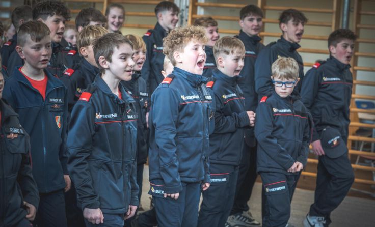 Die Jungfeuerwehrler waren mit voller Begeisterung bei der Sache. (Foto: HBI d. F. Niklas Rohrer)