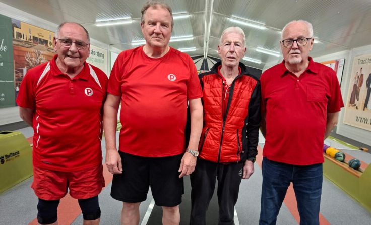 Die Mannschaft Lambach 1 wurde daheim im Sportleistungszentrum Bezirksmeister. (Foto: Neumair)