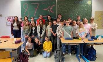 Kuchenbuffet des Lambacher Gymnasiums hilft Tieren