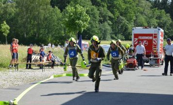 FF Traunleiten jubelt über Sieg beim Bezirksbewerb