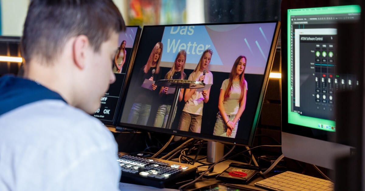 Intensive Schulschlussphase in den Welser MKH-Studios