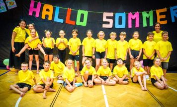 ISZ Wels feiert mit buntem Sommerfest den Schulschluss