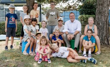 Bambinis werden im Sommer bei Holter in Wels gut betreut 