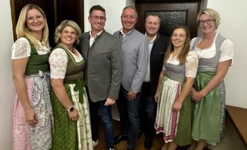 ÖVP Neukirchen bei Lambach bestätigt Team