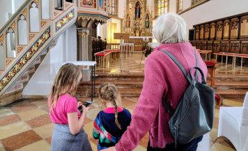 Neue Kinderkirchenrallye durch die Stadtpfarrkirche Wels