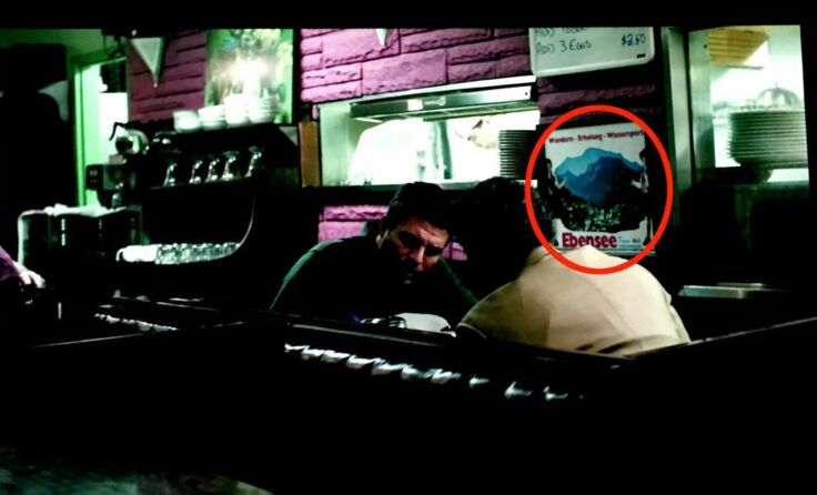 Die Filmszene in „Spotlight“, in der das Ebensee-Plakat deutlich zu sehen ist.
