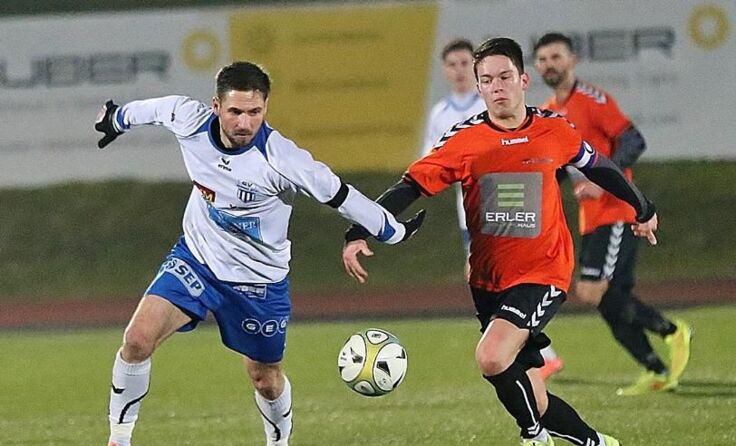 Gmunden war den Gästen von Neuhofen/Ried Amateure meist einen Schritt voraus. Foto: Hörmandinger