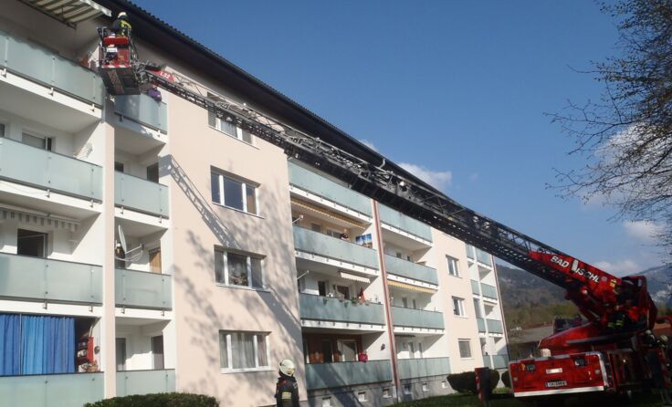 Einsatz in luftiger Höhe für die FF Bad Ischl Foto: FF Bad Ischl