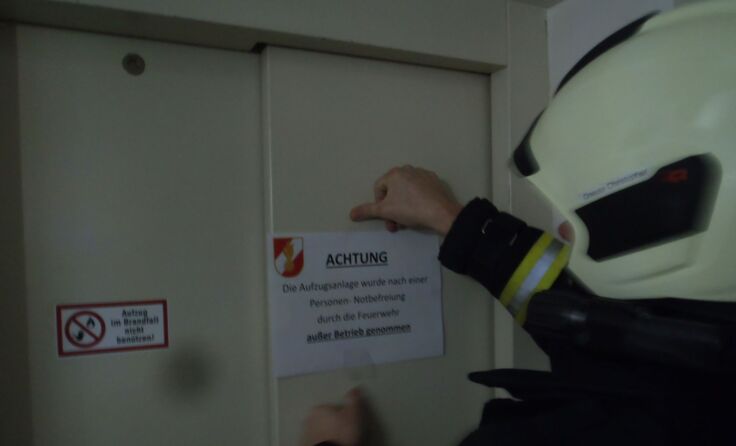 Der Lift wurde nach der Bergung vorläufig außer Betrieb gesetzt. Foto: FF Bad Ischl
