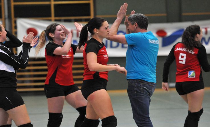 Große Freude über den Finaleinzug bei Laakirchens Damenteam Foto: Almhofer