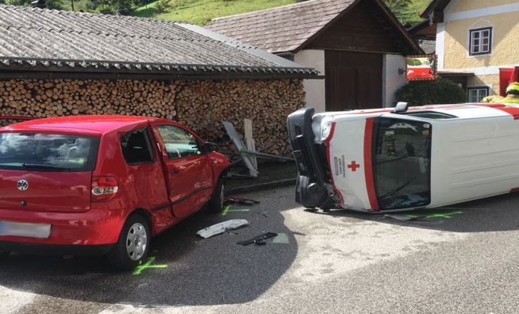 Der Grund für den Zusammenstoß war am Nachmittag noch unbekannt. Foto: FF Ebensee