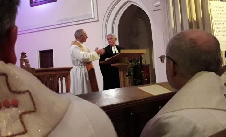 Gemeinsamer Gottesdienst in der Gmundner Auferstehungskirche Foto: Albert Botka