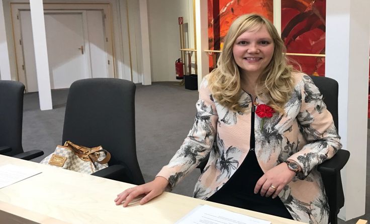 Bürgermeisterin Elisabeth Feichtinger vor ihrer ersten Nationalratssitzung Foto: SPÖ Klub