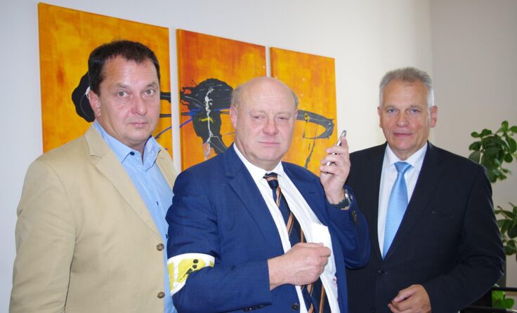 Bgm. Anton Froschauer, Johann Enzendorfer und BR-Präs. Gottfried Kneifel