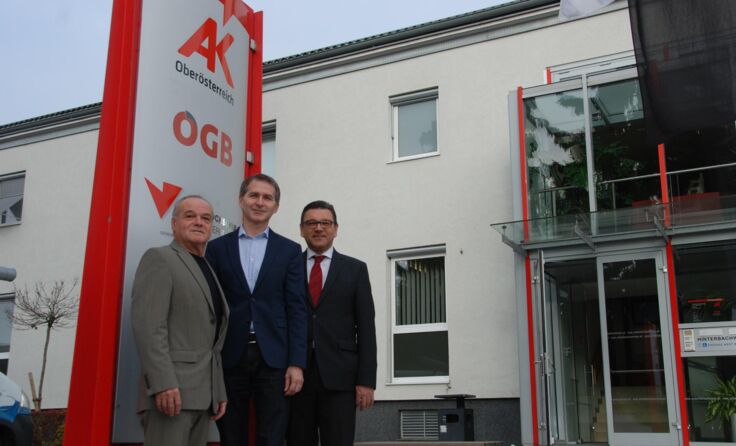 Johann Hauser, Kurt Punzenberger und Franz Molterer (Stv. Direktor der AKOÖ) Foto: maf