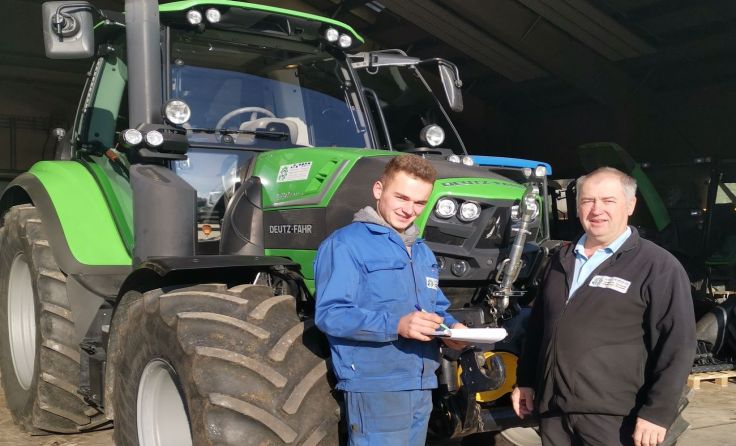 Lehrling Florian Seiringer mit Firmenchef und Lehrlingsausbildner Johann LeutgebFoto: Leutgeb