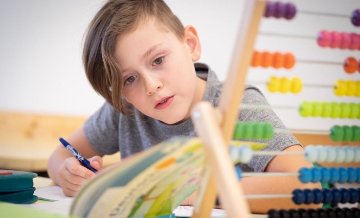 Lernstoff auffrischen und Spaß haben.Foto: Kinderfreunde OÖ