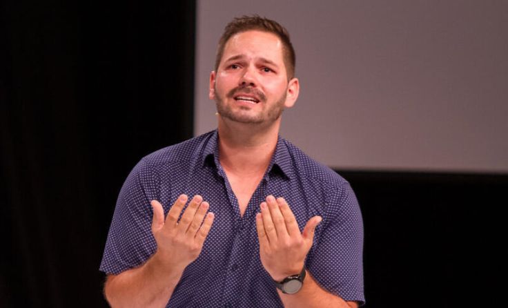 Harald Grabner präsentiert sein erstes Kabarettprogramm. (Foto: Maria Altmann)