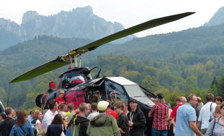 Die HeliDays locken zahlreiche Gäste auf die Wiese beim „Franz´l im Holz“.