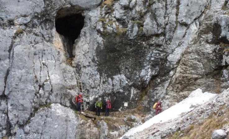 Zugang zur Hirlatzhöhle Foto: Bergrettung Hallstatt