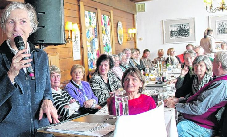Viele Fragen beim Besuch von Präsidentschaftskandidatin Irmgard Griss