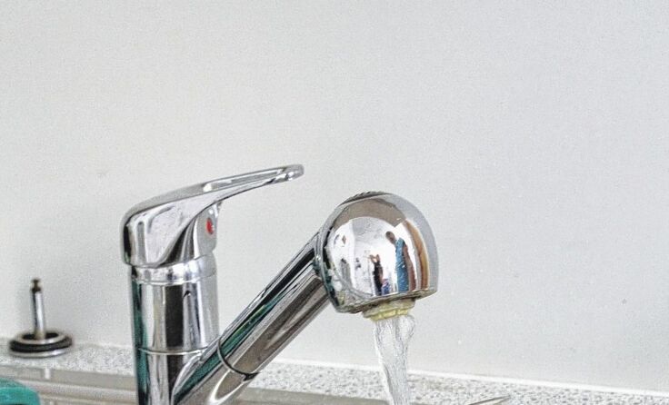 Das Leitungswasser in Scharnstein, St. Konrad und Gschwandt ist wieder als Trinkwasser geeignet. 