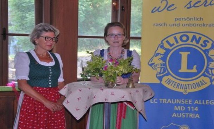 Aimée O´Donell (r.) mit Nachfolgerin Uschi Mock