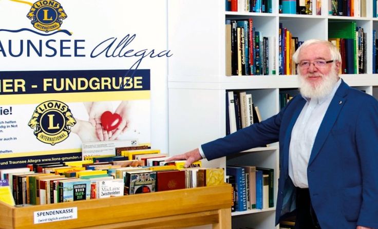Karl Schierl betreut die Lions-Bücherlade im Einkaufszentrum SEP. Foto: Erwin Bartel