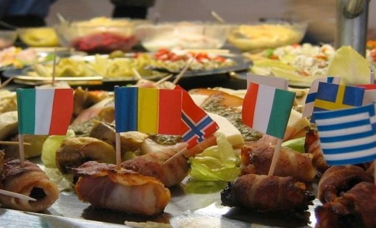 Genüsse aus zehn Nationen beim internationalen Büffett