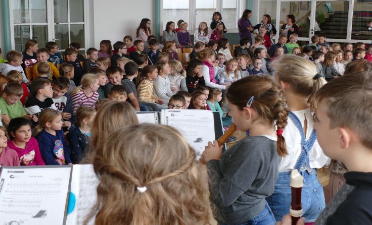 Die Gschwandtner Musikvolksschüler zeigten ihr Können. Foto: Hauer